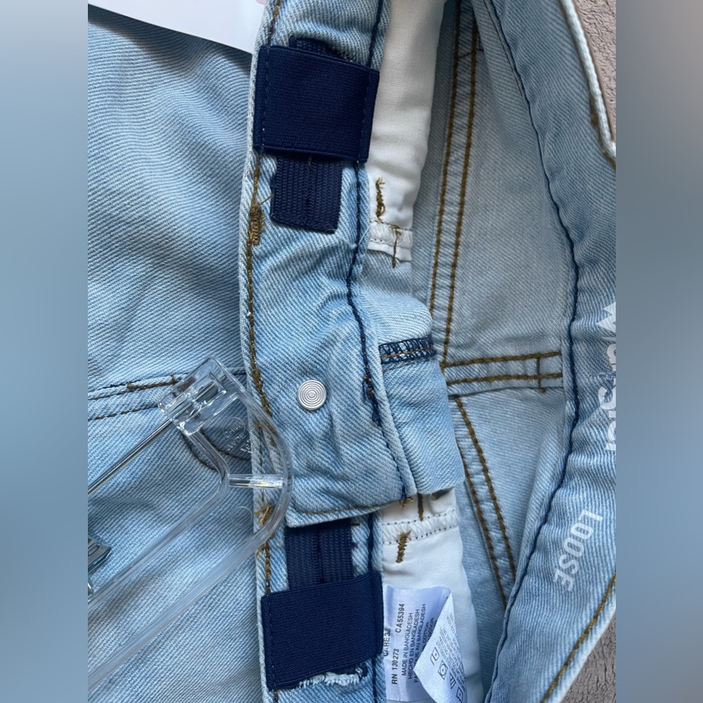 Boy’s wrangler premium jeans - Picture 2 of 6